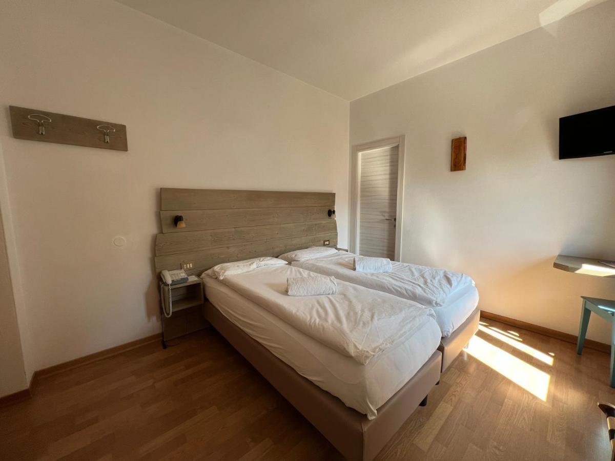 Hotel D'La Varda Di Topran D'Agata Paolo &C Sas Padola Ngoại thất bức ảnh